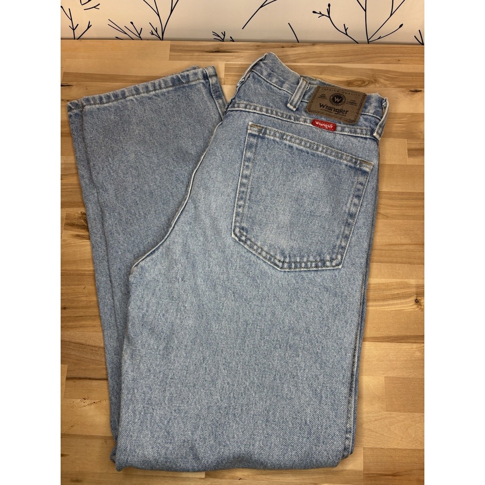 Wrangler Men's 34x30 Jeans Authentic Straight Light Blue Regular Fit 100% Cotton